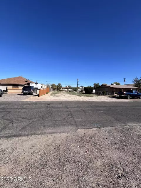 114 6th Ave E #-, Buckeye, AZ 85326 photo 3