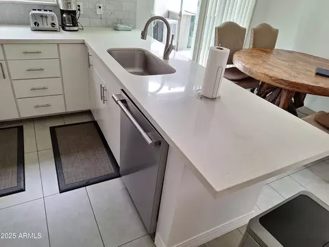 Kitchen - 239 E Betty Elyse Ln, Phoenix, AZ 85022 photo 2 of 2