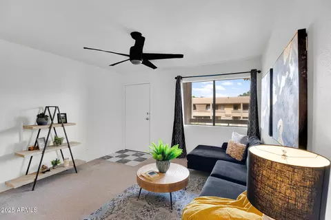 3601 W Tierra Buena Ln #241, Phoenix, AZ 85053