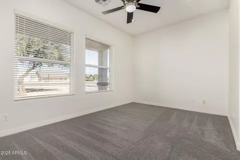 Bedroom - 711 E Cloud Rd, Phoenix, AZ 85086 photo 4 of 5