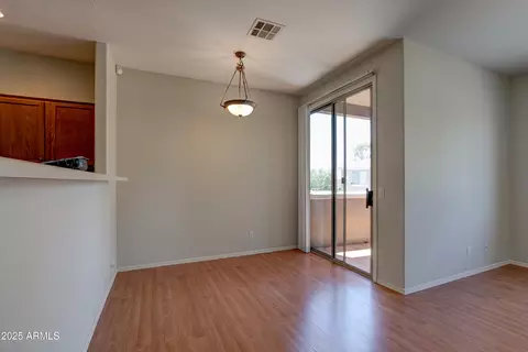 Dining - 1335 E June St #221, Mesa, AZ 85203 photo 1 of 1