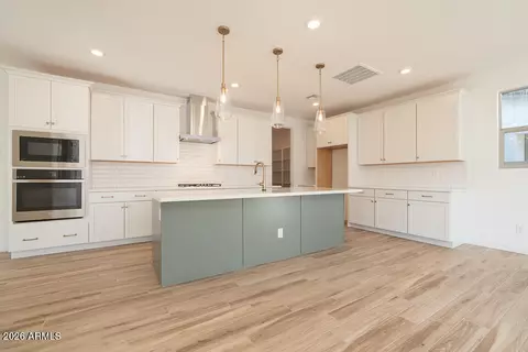 5891 S Granite St, Gilbert, AZ 85298 photo 2