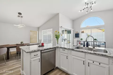 Kitchen - 3326 E San Pedro Ave, Gilbert, AZ 85234 photo 3 of 4