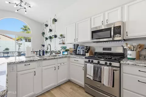 Kitchen - 3326 E San Pedro Ave, Gilbert, AZ 85234 photo 2 of 4