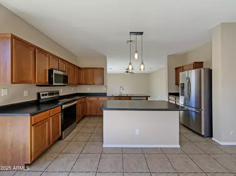 46057 W Dutchman Dr, Maricopa, AZ 85139