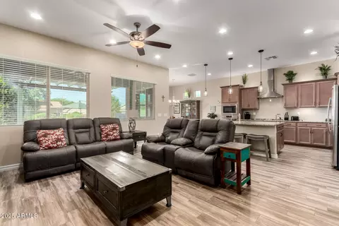 18190 N Stonegate Rd, Maricopa, AZ 85138
