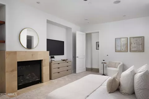 Bedroom - 2402 Esplanade Ln #1001, Phoenix, AZ 85016 photo 3 of 4
