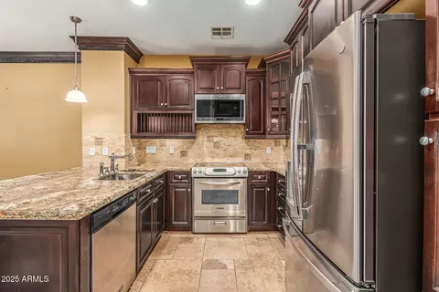 2482 E Roma Ave, Phoenix, AZ 85016 photo 7