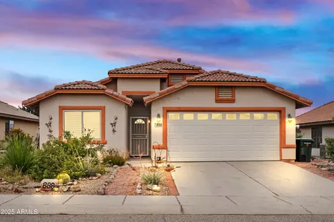 888 Tularosa Dr, Sierra Vista, AZ 85635