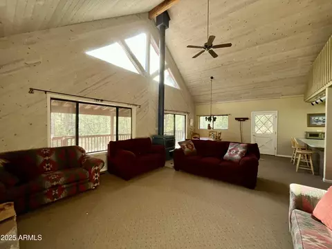 Living - 6314 W Bradshaw Dr, Pine, AZ 85544 photo 2 of 4