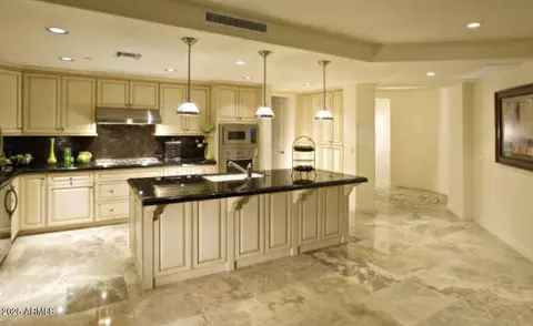 7181 E Camelback Rd #901, Scottsdale, AZ 85251