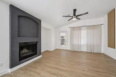 Living - 2139 W Tracy Ln, Phoenix, AZ 85023 photo 11 of 11