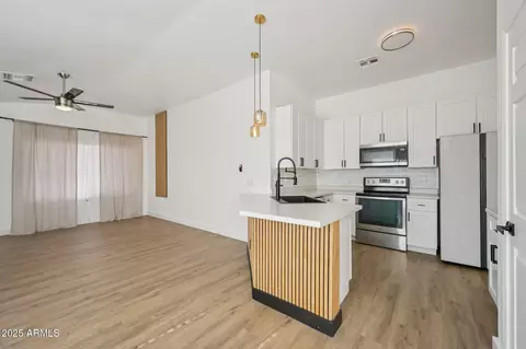 Other - 2139 W Tracy Ln, Phoenix, AZ 85023 photo 5 of 15