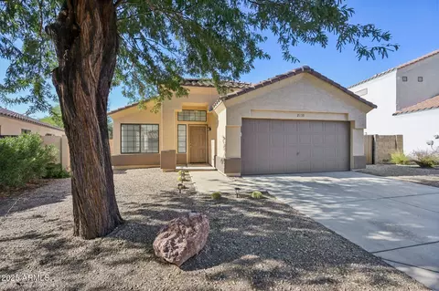 Exterior - 2139 W Tracy Ln, Phoenix, AZ 85023 photo 1 of 7