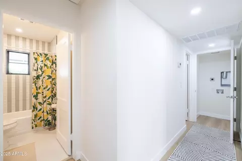 Entry Way - 1409 Edgemont Ave, Phoenix, AZ 85006 photo 1 of 2