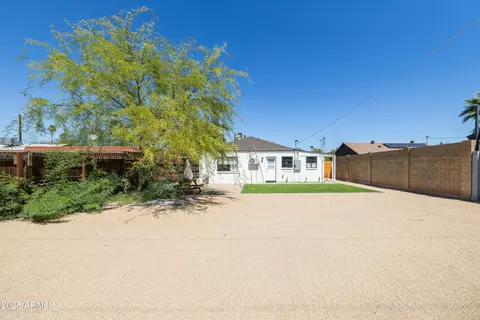 Exterior - 1409 Edgemont Ave, Phoenix, AZ 85006 photo 19 of 20