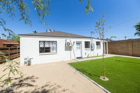 Exterior - 1409 Edgemont Ave, Phoenix, AZ 85006 photo 14 of 20