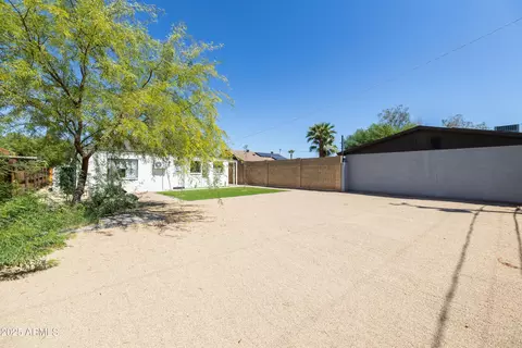 Exterior - 1409 Edgemont Ave, Phoenix, AZ 85006 photo 18 of 20