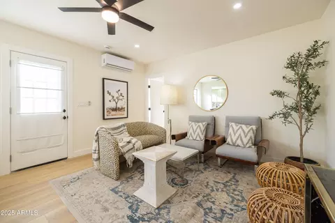 Living - 1409 Edgemont Ave, Phoenix, AZ 85006 photo 7 of 10