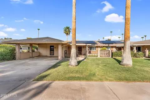 13621 N Emberwood Dr, Sun City, AZ 85351