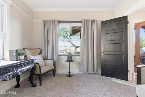 Entry Way - 723 E Moreland St, Phoenix, AZ 85006 photo 2 of 2