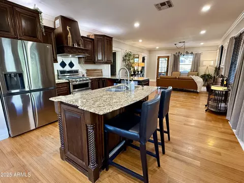 Kitchen - 723 E Moreland St, Phoenix, AZ 85006 photo 2 of 2