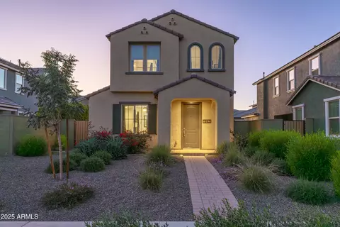 1943 W Lariat Ln, Phoenix, AZ 85085