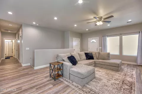 Entry Way - 799 E Cobble Ln, Taylor, AZ 85939 photo 1 of 2