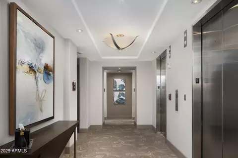 Entry Way - 2402 Esplanade Ln #902, Phoenix, AZ 85016 photo 2 of 2