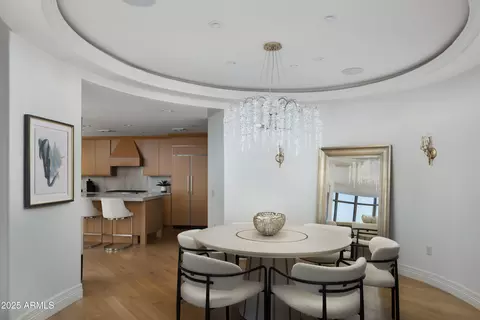 Dining - 2402 Esplanade Ln #902, Phoenix, AZ 85016 photo 1 of 2