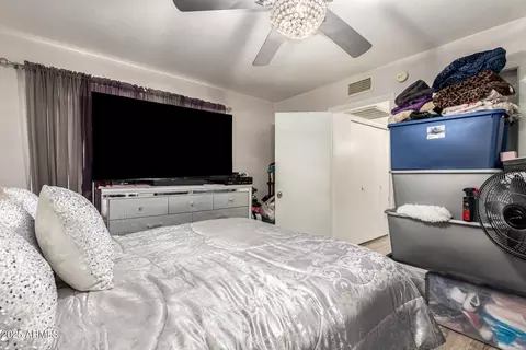 Bedroom - 4028 E Carson Rd, Phoenix, AZ 85042 photo 3 of 4