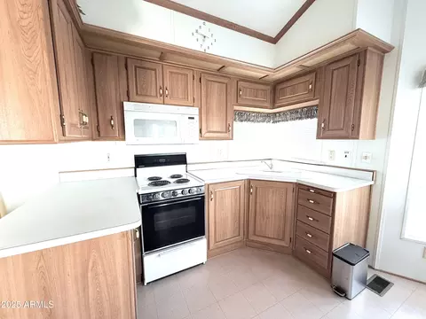 646 Hawks Eye Dr, Apache Junction, AZ 85119 photo 8