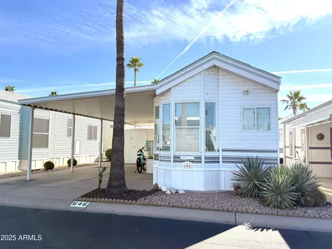 646 Hawks Eye Dr, Apache Junction, AZ 85119 photo 2
