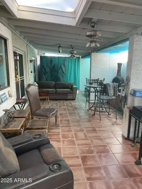 Exterior - 1022 E Wagoner Rd, Phoenix, AZ 85022 photo 1 of 2
