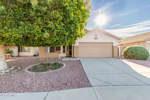 8119 W Tonto Ln, Peoria, AZ 85382