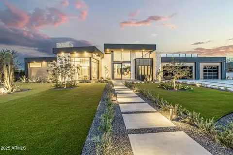 5249 N 37th Pl, Paradise Valley, AZ 85253
