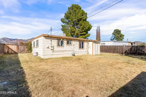 Exterior - 105 Cochise Dr, Bisbee, AZ 85603 photo 6 of 6