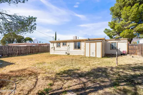 Exterior - 105 Cochise Dr, Bisbee, AZ 85603 photo 4 of 6