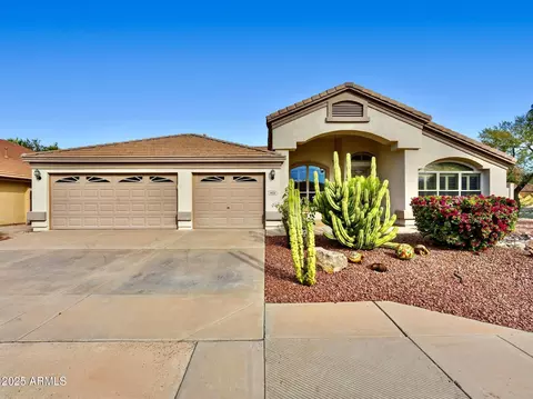9926 E Pantera Ave, Mesa, AZ 85212