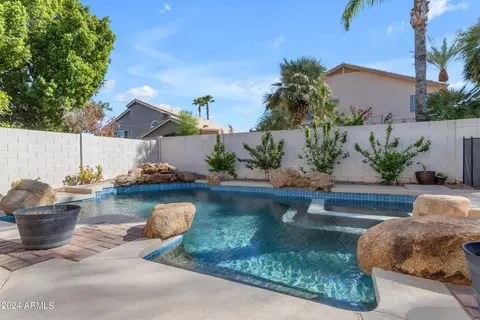 Exterior - 1805 E Appaloosa Rd, Gilbert, AZ 85296 photo 2 of 2