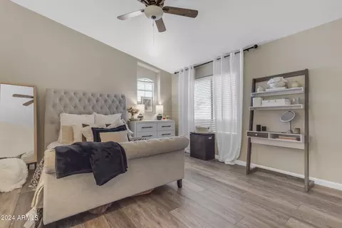 Bedroom - 1805 E Appaloosa Rd, Gilbert, AZ 85296 photo 6 of 9