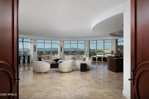 2402 Esplanade Ln #PH2, Phoenix, AZ 85016