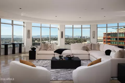 Living - 2402 Esplanade Ln #PH2, Phoenix, AZ 85016 photo 1 of 3