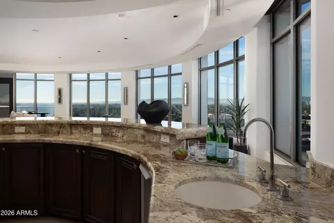 Kitchen - 2402 Esplanade Ln #PH2, Phoenix, AZ 85016 photo 1 of 3