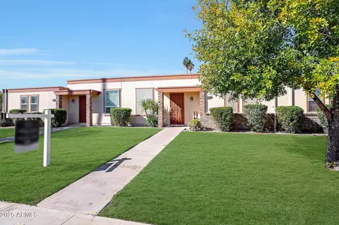 13006 N 100th Dr, Sun City, AZ 85351