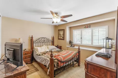 Bedroom - 6537 N 41st Dr, Phoenix, AZ 85019 photo 1 of 2