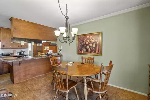 Dining - 6537 N 41st Dr, Phoenix, AZ 85019 photo 1 of 2