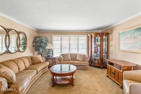 Living - 6537 N 41st Dr, Phoenix, AZ 85019 photo 2 of 4