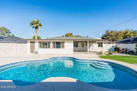 Exterior - 3615 E Clarendon Ave, Phoenix, AZ 85018 photo 10 of 11