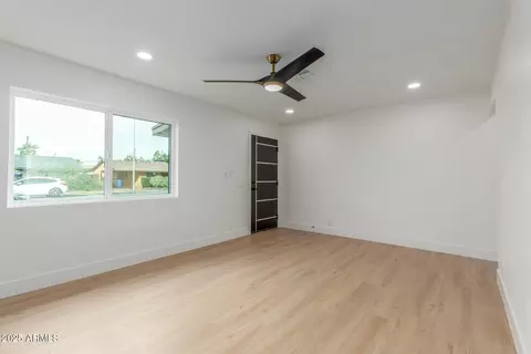 Living - 1433 E Hudson Dr, Tempe, AZ 85281 photo 3 of 3